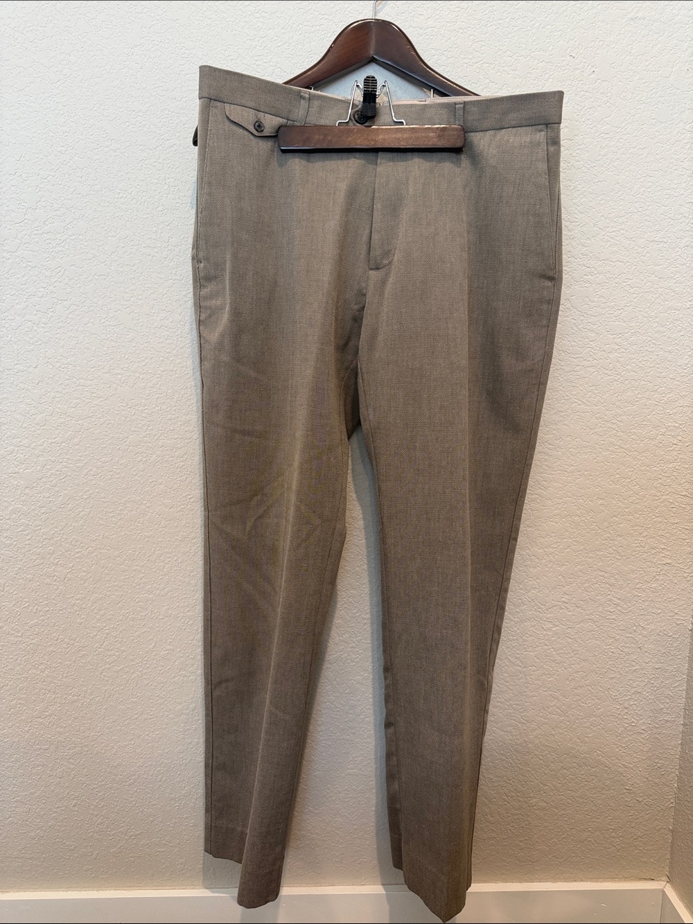 Banana Republic Heritage Collection Men's Tailored Dress Pants in Taupe, 34/32